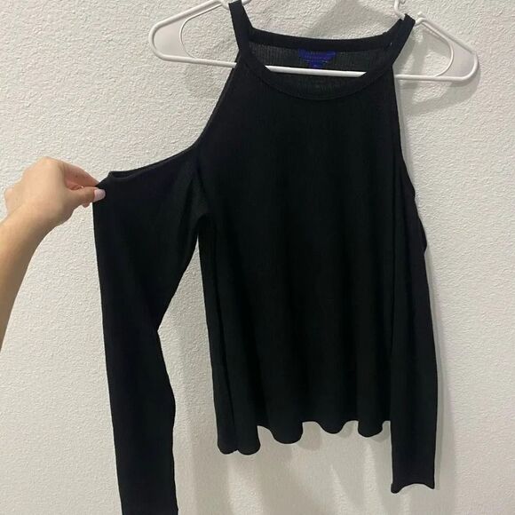 Aeropostale Black Cold Shoulder Long Sleeve Size Medium - Picture 2 of 5